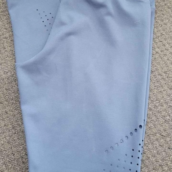 Leggings - Picture 2 of 3